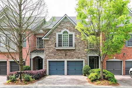 5452 Wentworth St Atlanta, GA 30342