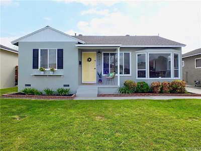 4818 Carfax Avenue Lakewood, CA 90713