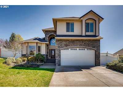 1189 E Ennis Ct La Center, WA 98629