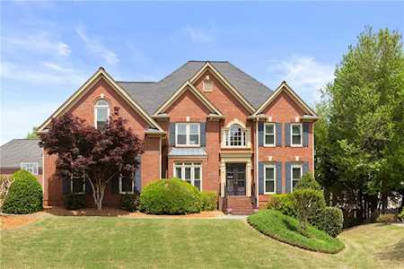 5385 Golden Leaf Trl Peachtree Corners, GA 30092