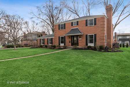 1020 Royal Saint George Dr Naperville, IL 60563
