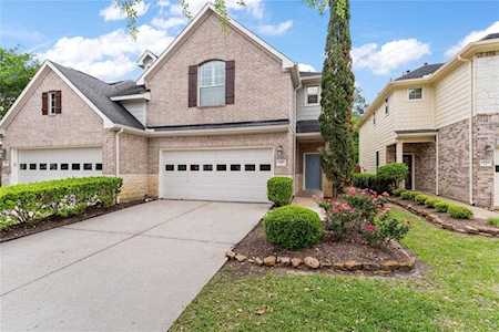 14518 Gleaming Rose Dr Cypress, TX 77429