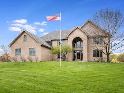 7N514 Foxglove Ct St. Charles, IL 60175