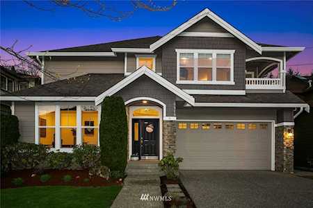 6616 E Crest View Lp SE Snoqualmie, WA 98065