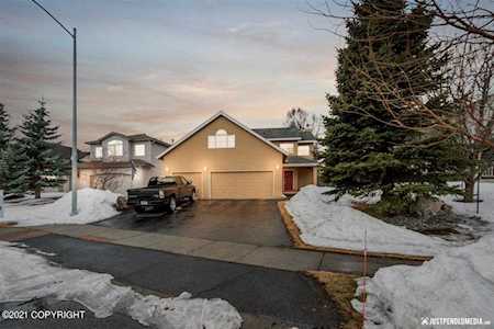 10810 Northfleet Drive Anchorage, AK 99515