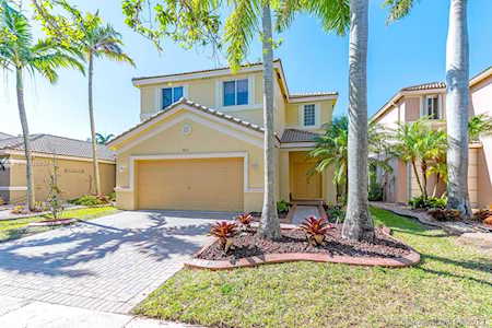 465 Fishtail Ter Weston, FL 33327