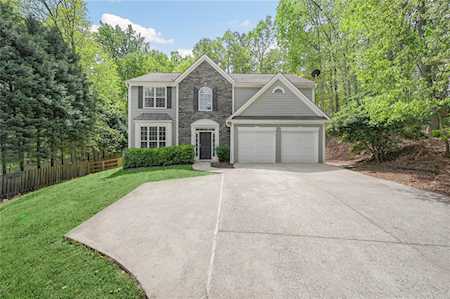 135 Sable Pointe Dr Milton, GA 30004