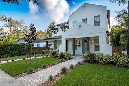 622 24th Ave N St Petersburg, FL 33704
