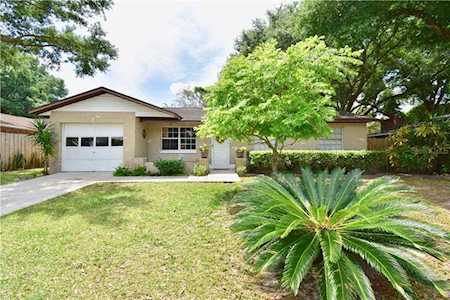 1213 Citrus Hill Ct Seffner, FL 33584