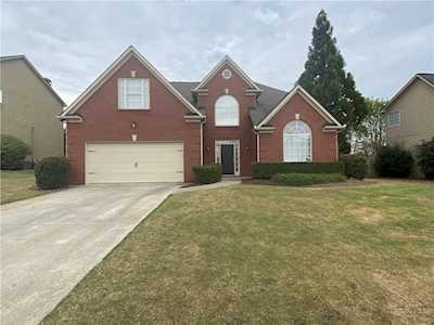 2817 High Creek Run Dacula, GA 30019