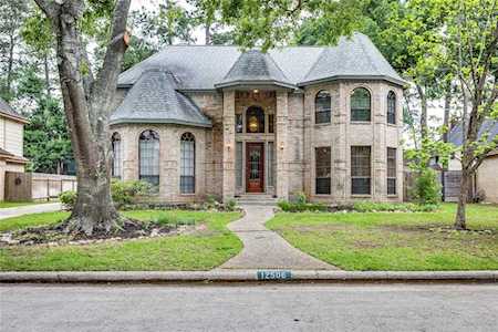 12506 Oakcroft Dr Houston, TX 77070