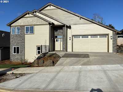 5655 SE Mt Rushmore St #26 Salem, OR 97306