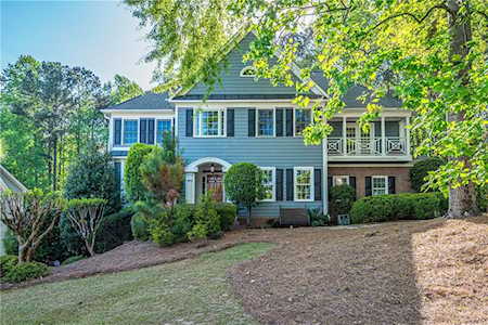 1035 Longwood Dr Woodstock, GA 30189