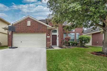 7418 Bering Landing Dr Cypress, TX 77433