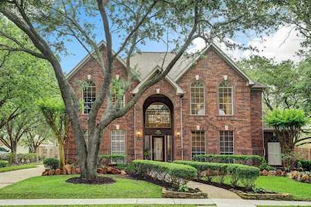 5623 Dairybrook Cove Sugar Land, TX 77479