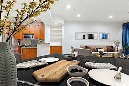 620 S Gramercy Place #213 Los Angeles, CA 90005