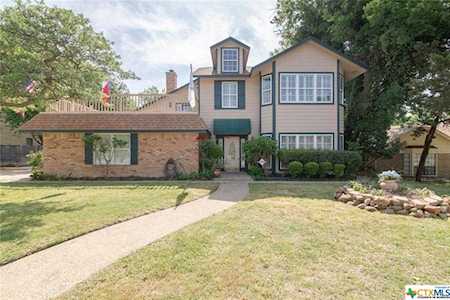 815 Trail Crest Dr Harker Heights, TX 76548