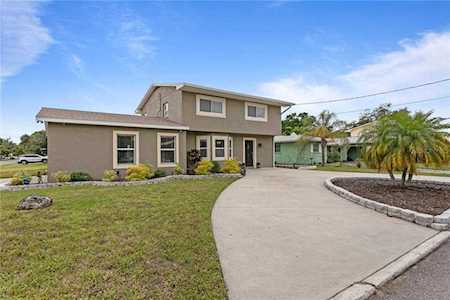 6302 Memorial Hwy Tampa, FL 33615