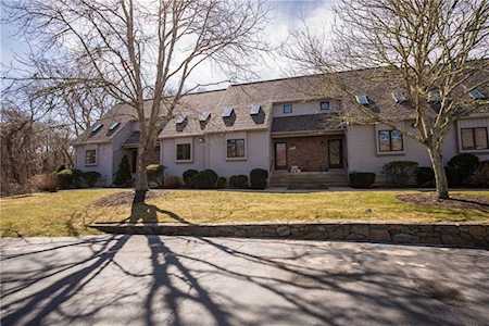 320 Westmoreland St #C3 Narragansett, RI 02882