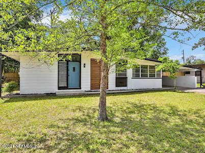 6712 Laurina Pl Jacksonville, FL 32216