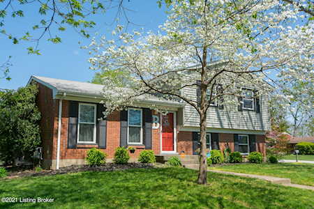 9303 Hudson Ln Louisville, KY 40291
