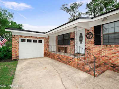 2809 Annette Cir Jacksonville, FL 32216