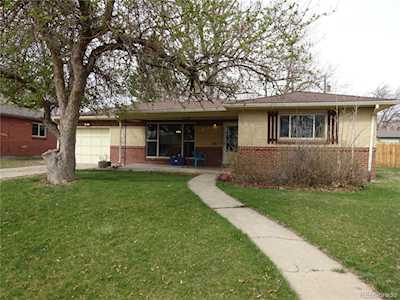 185 Daphne Way Broomfield, CO 80020