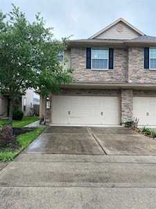 2751 Maybrook Hollow Ln Houston, TX 77047