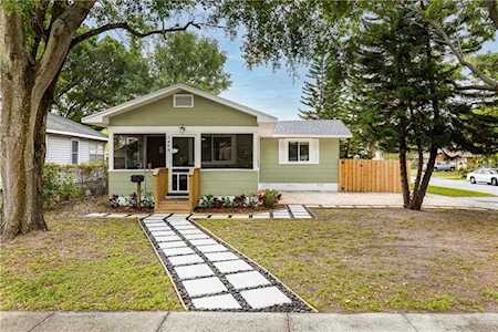 2498 14th Ave N St Petersburg, FL 33713