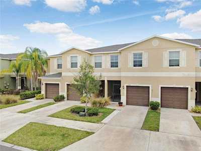 2244 Golden Falcon Dr Ruskin, FL 33570