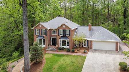 11930 Mountain Laurel Dr Roswell, GA 30075