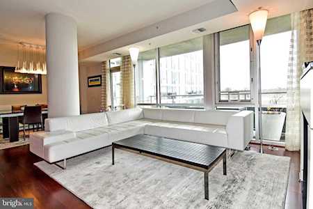 6820 Wisconsin Ave #4006 Bethesda, MD 20815