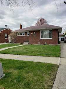 3140 Syckelmoore St Trenton, MI 48183