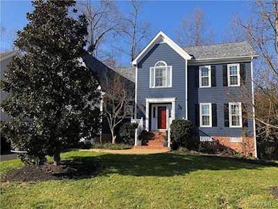 9212 Stephens Manor Dr Mechanicsville, VA 23116