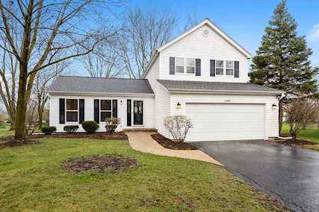 2384 Bennington Ct Naperville, IL 60565