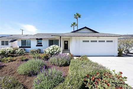 17571 Leafwood Lane North Tustin, CA 92780