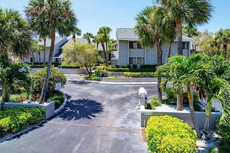 2100 Gulf Blvd #18 Belleair Beach, FL 33786