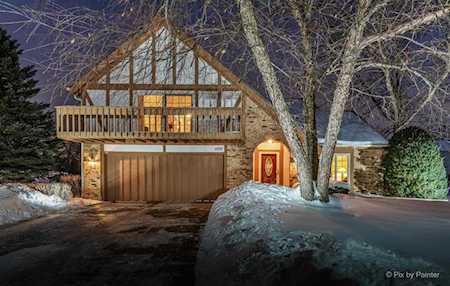 1001 Plum Tree Dr Crystal Lake, IL 60014