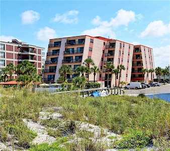 111 50th Ave W #208 St Pete Beach, FL 33706