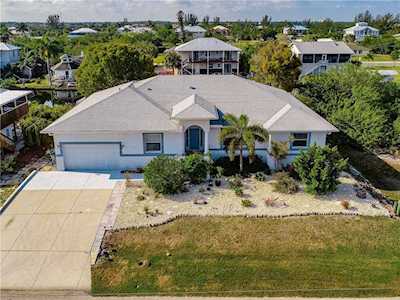 24257 Buccaneer Blvd Punta Gorda, FL 33955
