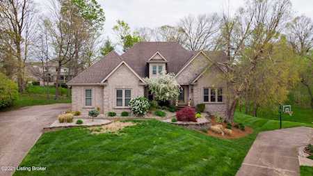 1003 Woodland Ridge Ct Louisville, KY 40245
