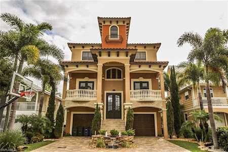 425 Palermo Circle Fort Myers Beach, FL 33931