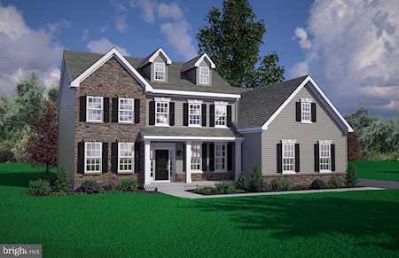 337 Crown Forest Ln Felton, DE 19943