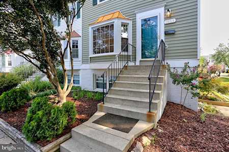 1426 Mara Vista Ct Crofton, MD 21114