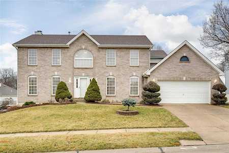 20 Carlton Valley St Charles, MO 63303