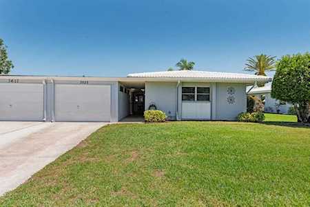 3625 Somerville Dr #1504 Sarasota, FL 34232