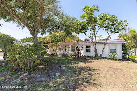 220 Avenida De La Vista Indialantic, FL 32903