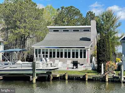 60 Grand Port Rd Ocean Pines, MD 21811