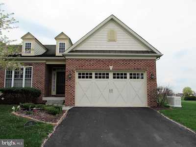 125 Saint Michaels Way Hanover, PA 17331