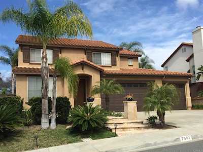 7961 Grado El Tupelo Carlsbad, CA 92009